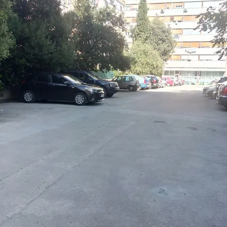 Apartman Helena *