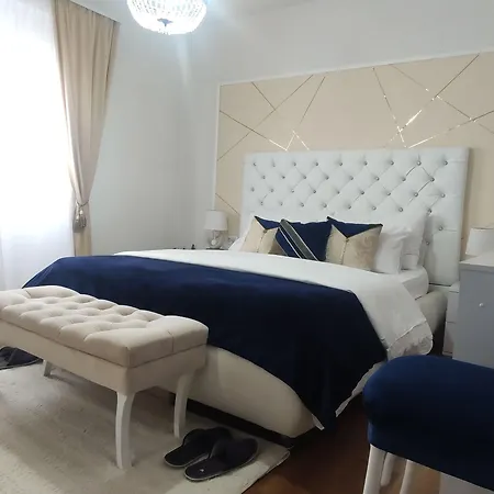 Apartman Helena *
